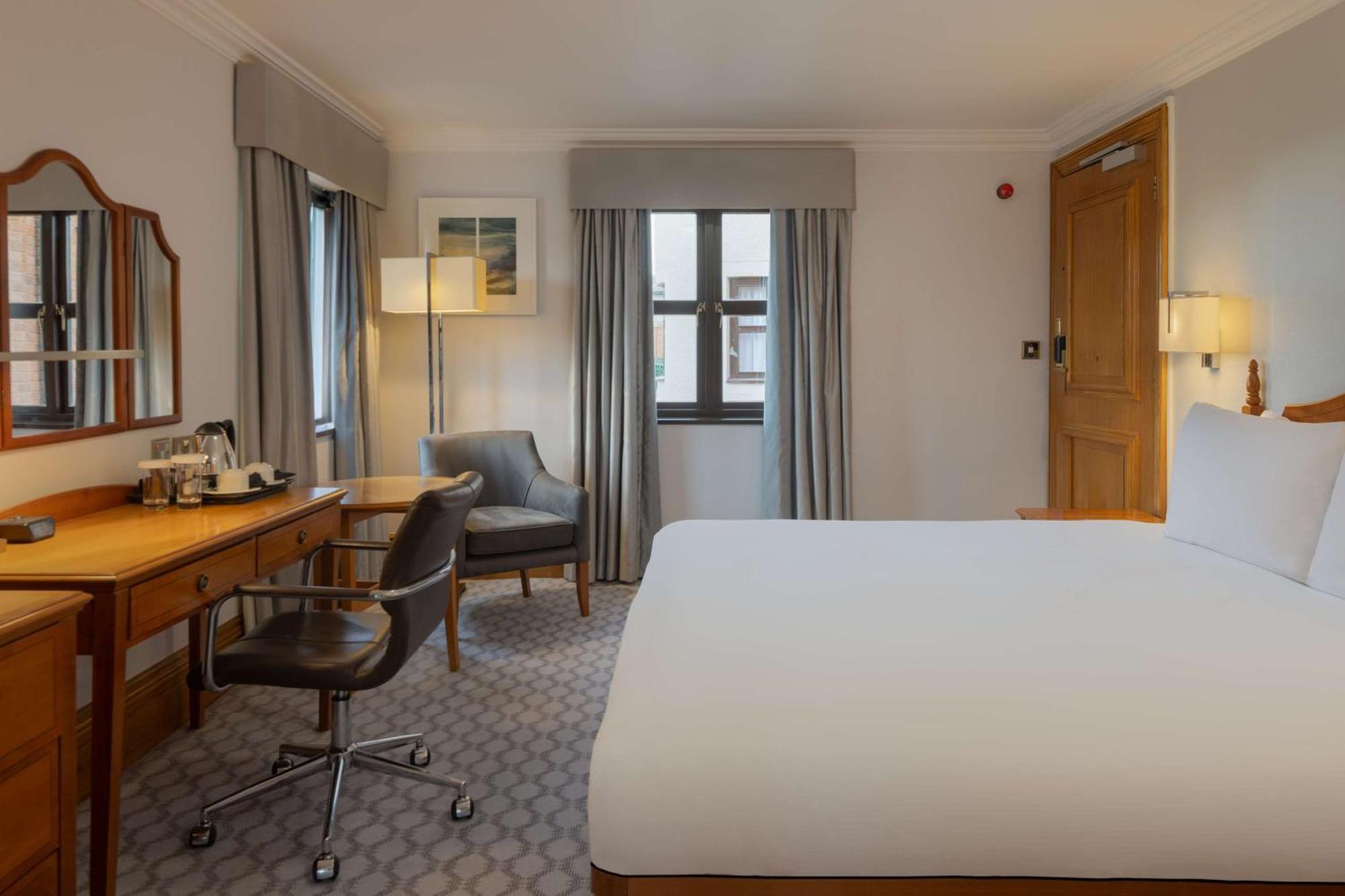 ฮิลตัน พัครัป ฮอลล์ ทุกส์เบอรี่ Hotel กลอสเตอร์ ภายนอก รูปภาพ