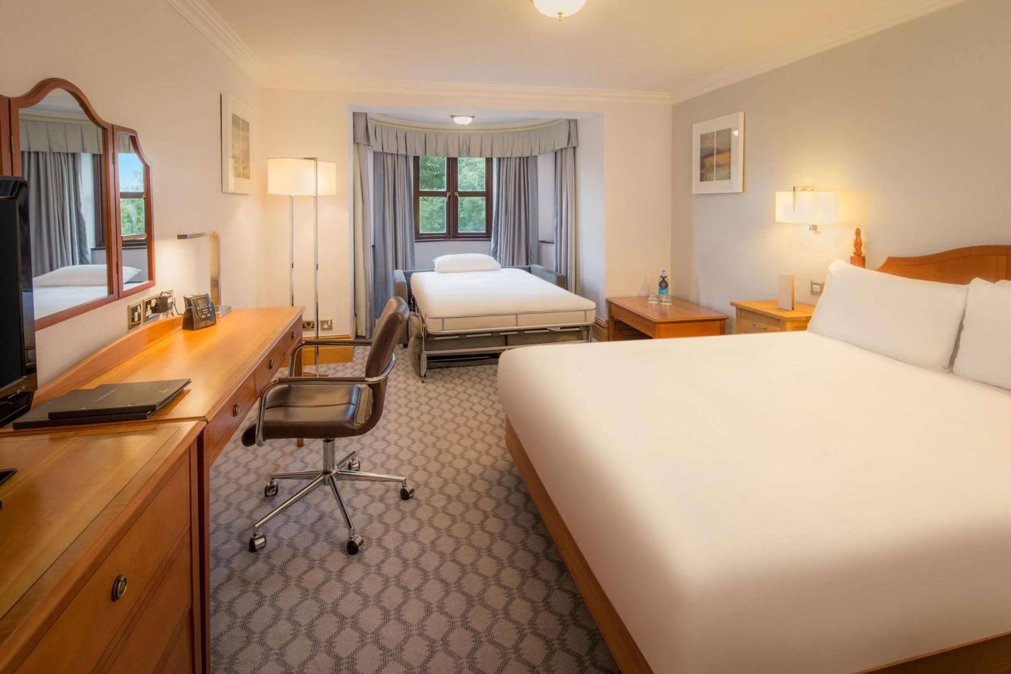 ฮิลตัน พัครัป ฮอลล์ ทุกส์เบอรี่ Hotel กลอสเตอร์ ภายนอก รูปภาพ